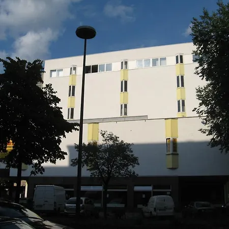 Amadeus Hostel Berlin
